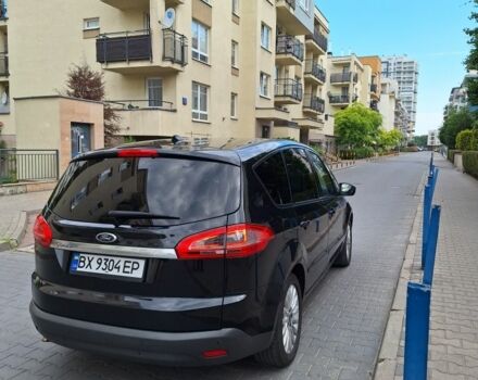 Черный Форд С-Макс, объемом двигателя 2 л и пробегом 241 тыс. км за 9300 $, фото 4 на Automoto.ua