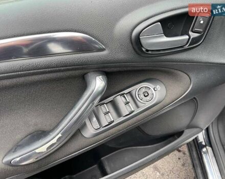 Чорний Форд С-Макс, об'ємом двигуна 2 л та пробігом 299 тис. км за 11490 $, фото 15 на Automoto.ua