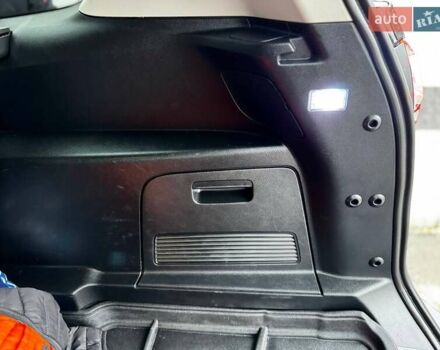 Чорний Форд С-Макс, об'ємом двигуна 2 л та пробігом 214 тис. км за 9700 $, фото 12 на Automoto.ua