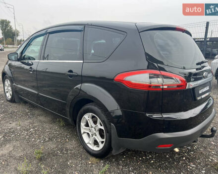 Черный Форд С-Макс, объемом двигателя 2 л и пробегом 168 тыс. км за 9900 $, фото 4 на Automoto.ua