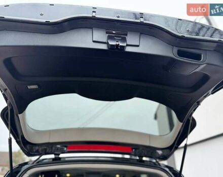 Чорний Форд С-Макс, об'ємом двигуна 2 л та пробігом 214 тис. км за 9700 $, фото 10 на Automoto.ua