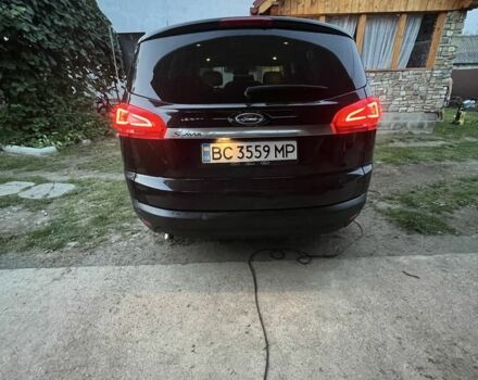 Черный Форд С-Макс, объемом двигателя 2 л и пробегом 298 тыс. км за 10000 $, фото 1 на Automoto.ua