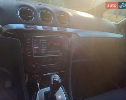 Черный Форд С-Макс, объемом двигателя 2 л и пробегом 250 тыс. км за 9500 $, фото 15 на Automoto.ua