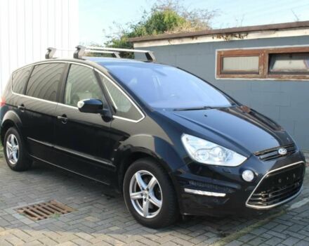 Черный Форд С-Макс, объемом двигателя 2 л и пробегом 82 тыс. км за 7600 $, фото 2 на Automoto.ua