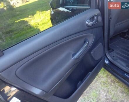 Чорний Форд С-Макс, об'ємом двигуна 2 л та пробігом 270 тис. км за 9399 $, фото 23 на Automoto.ua