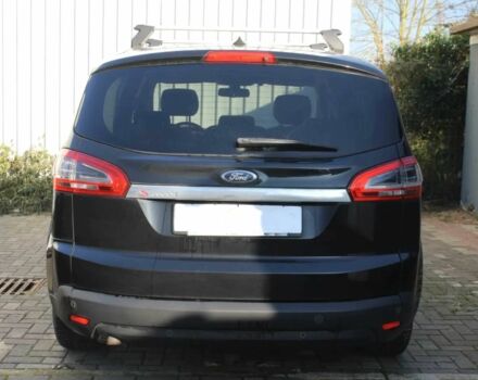 Черный Форд С-Макс, объемом двигателя 2 л и пробегом 82 тыс. км за 7600 $, фото 4 на Automoto.ua