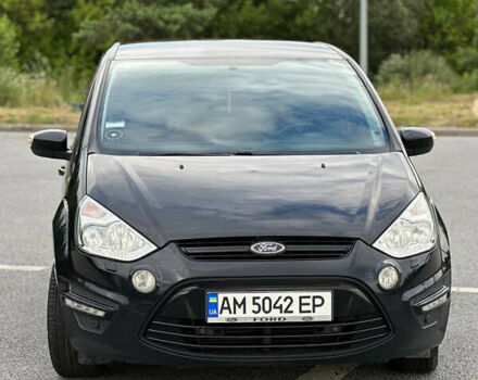 Черный Форд С-Макс, объемом двигателя 2 л и пробегом 350 тыс. км за 9500 $, фото 1 на Automoto.ua