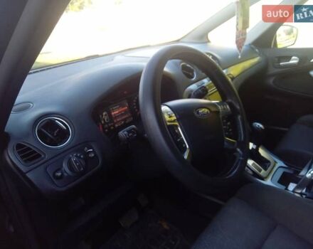 Чорний Форд С-Макс, об'ємом двигуна 2 л та пробігом 270 тис. км за 9399 $, фото 25 на Automoto.ua