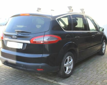 Черный Форд С-Макс, объемом двигателя 2 л и пробегом 82 тыс. км за 7600 $, фото 3 на Automoto.ua
