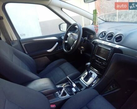 Чорний Форд С-Макс, об'ємом двигуна 2 л та пробігом 270 тис. км за 9399 $, фото 19 на Automoto.ua