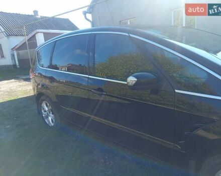 Чорний Форд С-Макс, об'ємом двигуна 2 л та пробігом 270 тис. км за 9399 $, фото 1 на Automoto.ua