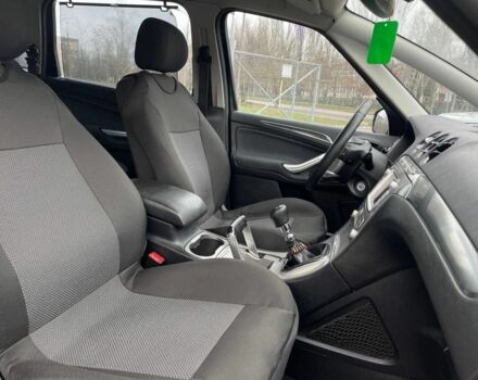 Чорний Форд С-Макс, об'ємом двигуна 2 л та пробігом 184 тис. км за 8500 $, фото 18 на Automoto.ua