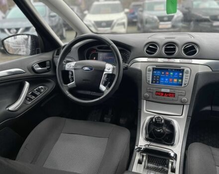 Чорний Форд С-Макс, об'ємом двигуна 2 л та пробігом 184 тис. км за 8500 $, фото 13 на Automoto.ua