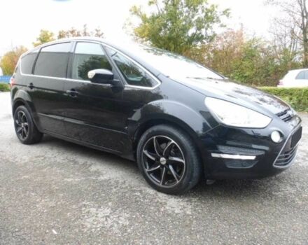 Черный Форд С-Макс, объемом двигателя 2 л и пробегом 77 тыс. км за 7000 $, фото 2 на Automoto.ua