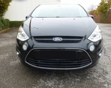 Черный Форд С-Макс, объемом двигателя 2 л и пробегом 77 тыс. км за 7000 $, фото 1 на Automoto.ua