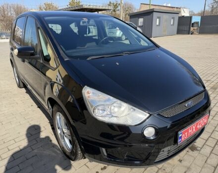 Черный Форд С-Макс, объемом двигателя 2 л и пробегом 187 тыс. км за 6800 $, фото 1 на Automoto.ua
