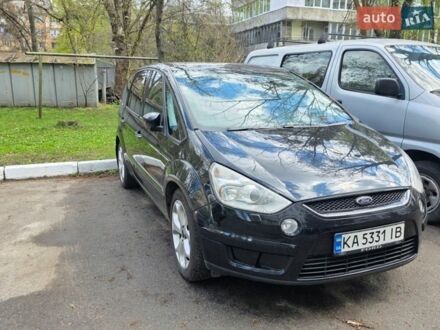 Черный Форд С-Макс, объемом двигателя 2 л и пробегом 300 тыс. км за 4500 $, фото 1 на Automoto.ua