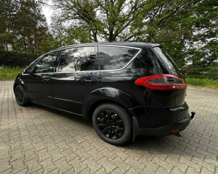 Черный Форд С-Макс, объемом двигателя 2 л и пробегом 210 тыс. км за 2900 $, фото 1 на Automoto.ua