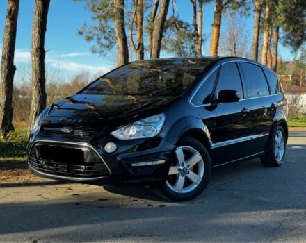 Черный Форд С-Макс, объемом двигателя 2 л и пробегом 187 тыс. км за 7999 $, фото 1 на Automoto.ua