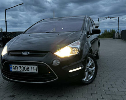 Черный Форд С-Макс, объемом двигателя 2 л и пробегом 256 тыс. км за 10000 $, фото 1 на Automoto.ua