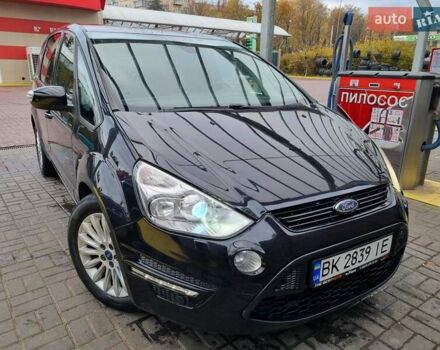 Черный Форд С-Макс, объемом двигателя 2 л и пробегом 206 тыс. км за 8999 $, фото 1 на Automoto.ua