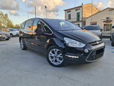 Черный Форд С-Макс, объемом двигателя 2 л и пробегом 80 тыс. км за 7600 $, фото 1 на Automoto.ua