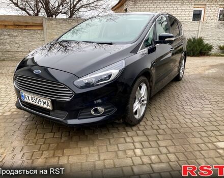 Черный Форд С-Макс, объемом двигателя 2 л и пробегом 276 тыс. км за 13500 $, фото 1 на Automoto.ua