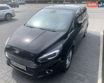 Черный Форд С-Макс, объемом двигателя 2 л и пробегом 210 тыс. км за 12500 $, фото 1 на Automoto.ua