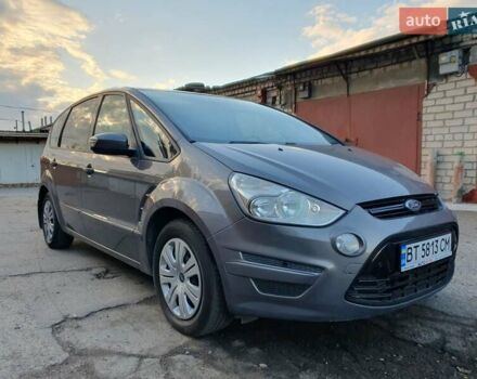 Коричневый Форд С-Макс, объемом двигателя 2 л и пробегом 145 тыс. км за 11200 $, фото 2 на Automoto.ua
