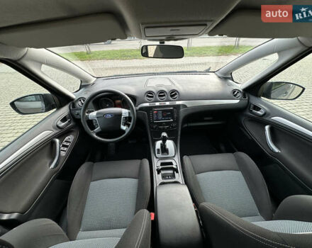 Коричневый Форд С-Макс, объемом двигателя 2 л и пробегом 291 тыс. км за 9199 $, фото 3 на Automoto.ua