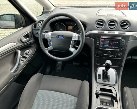 Коричневый Форд С-Макс, объемом двигателя 2 л и пробегом 291 тыс. км за 9199 $, фото 4 на Automoto.ua