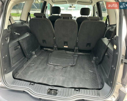 Коричневий Форд С-Макс, об'ємом двигуна 2 л та пробігом 291 тис. км за 8999 $, фото 32 на Automoto.ua