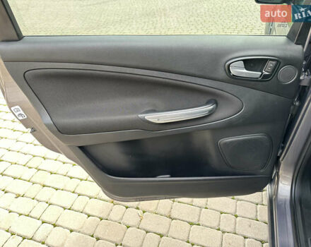 Коричневый Форд С-Макс, объемом двигателя 2 л и пробегом 291 тыс. км за 9199 $, фото 36 на Automoto.ua