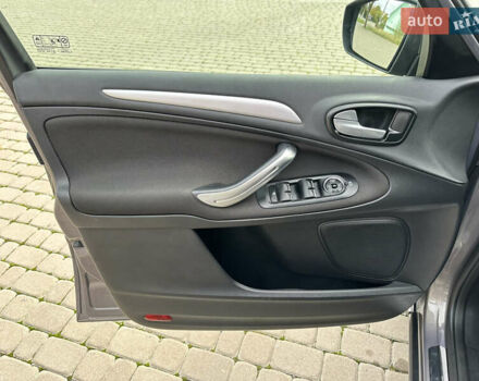 Коричневый Форд С-Макс, объемом двигателя 2 л и пробегом 291 тыс. км за 9199 $, фото 30 на Automoto.ua