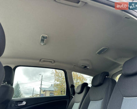 Коричневый Форд С-Макс, объемом двигателя 2 л и пробегом 291 тыс. км за 9199 $, фото 44 на Automoto.ua