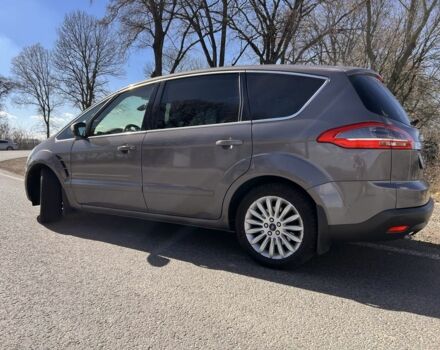 Коричневый Форд С-Макс, объемом двигателя 2 л и пробегом 369 тыс. км за 8300 $, фото 1 на Automoto.ua