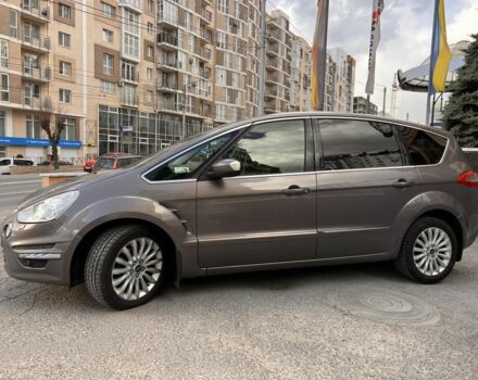 Коричневый Форд С-Макс, объемом двигателя 2 л и пробегом 369 тыс. км за 8300 $, фото 1 на Automoto.ua