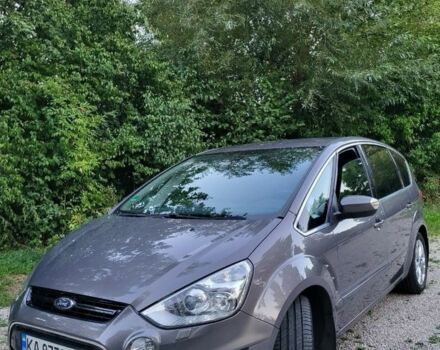 Коричневий Форд С-Макс, об'ємом двигуна 2 л та пробігом 238 тис. км за 9497 $, фото 1 на Automoto.ua