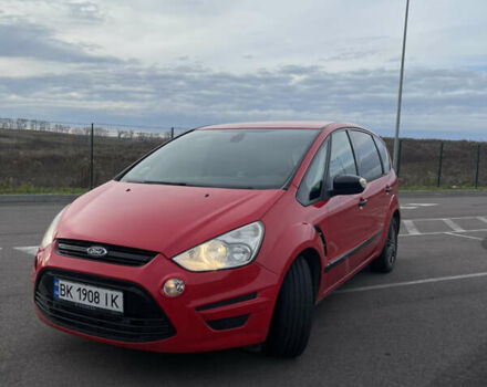Червоний Форд С-Макс, об'ємом двигуна 2 л та пробігом 270 тис. км за 9200 $, фото 2 на Automoto.ua