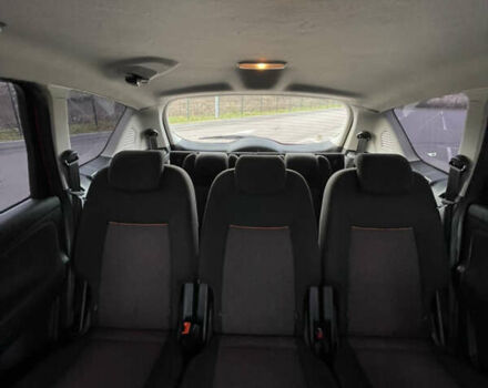 Червоний Форд С-Макс, об'ємом двигуна 2 л та пробігом 270 тис. км за 9200 $, фото 12 на Automoto.ua