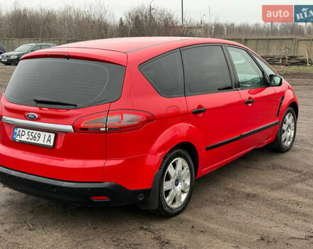 Красный Форд С-Макс, объемом двигателя 2 л и пробегом 229 тыс. км за 6699 $, фото 5 на Automoto.ua