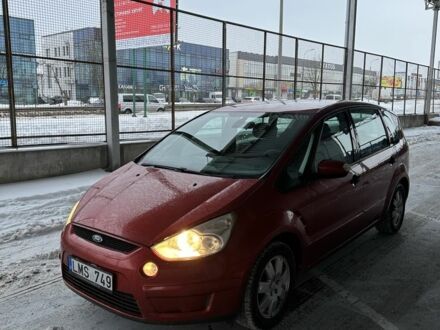 Червоний Форд С-Макс, об'ємом двигуна 2 л та пробігом 270 тис. км за 3500 $, фото 1 на Automoto.ua