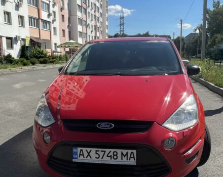 Красный Форд С-Макс, объемом двигателя 2 л и пробегом 256 тыс. км за 7500 $, фото 1 на Automoto.ua