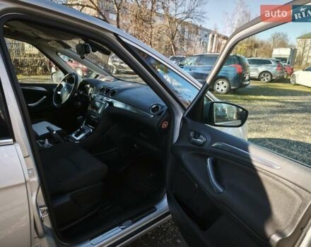 Форд С-Макс, объемом двигателя 2 л и пробегом 220 тыс. км за 11300 $, фото 4 на Automoto.ua