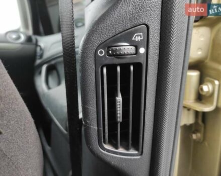 Желтый Форд С-Макс, объемом двигателя 2 л и пробегом 185 тыс. км за 6000 $, фото 26 на Automoto.ua