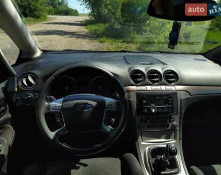 Сірий Форд С-Макс, об'ємом двигуна 2 л та пробігом 320 тис. км за 4300 $, фото 10 на Automoto.ua