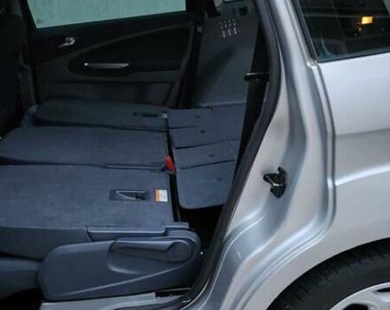 Серый Форд С-Макс, объемом двигателя 1.75 л и пробегом 382 тыс. км за 4500 $, фото 26 на Automoto.ua