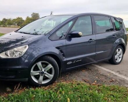 Серый Форд С-Макс, объемом двигателя 2 л и пробегом 345 тыс. км за 6200 $, фото 1 на Automoto.ua