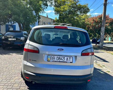 Серый Форд С-Макс, объемом двигателя 2 л и пробегом 46 тыс. км за 9000 $, фото 4 на Automoto.ua