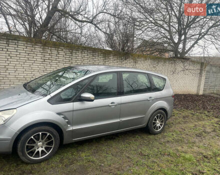 Серый Форд С-Макс, объемом двигателя 1.8 л и пробегом 220 тыс. км за 6600 $, фото 4 на Automoto.ua